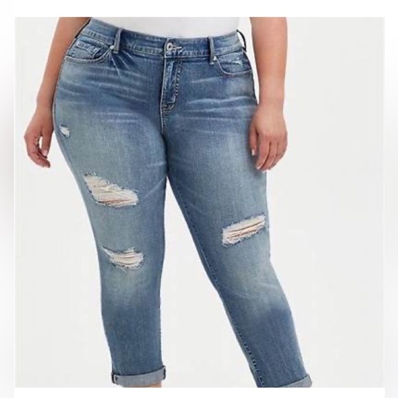 torrid Denim - Torrid Jeans Boyfriend Straight 20 Tall Distressed Destroyed‎ High Rise Stretch